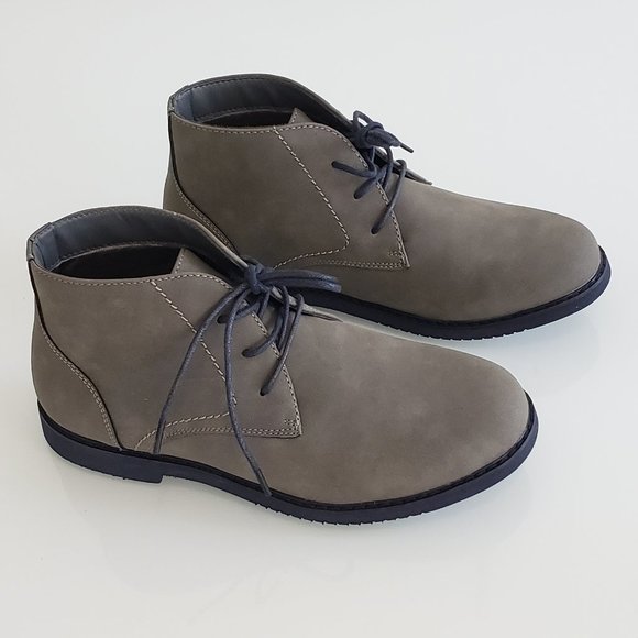 Brand New Crown & Ivy Kids Chuck Boots Size 4 - Picture 5 of 10